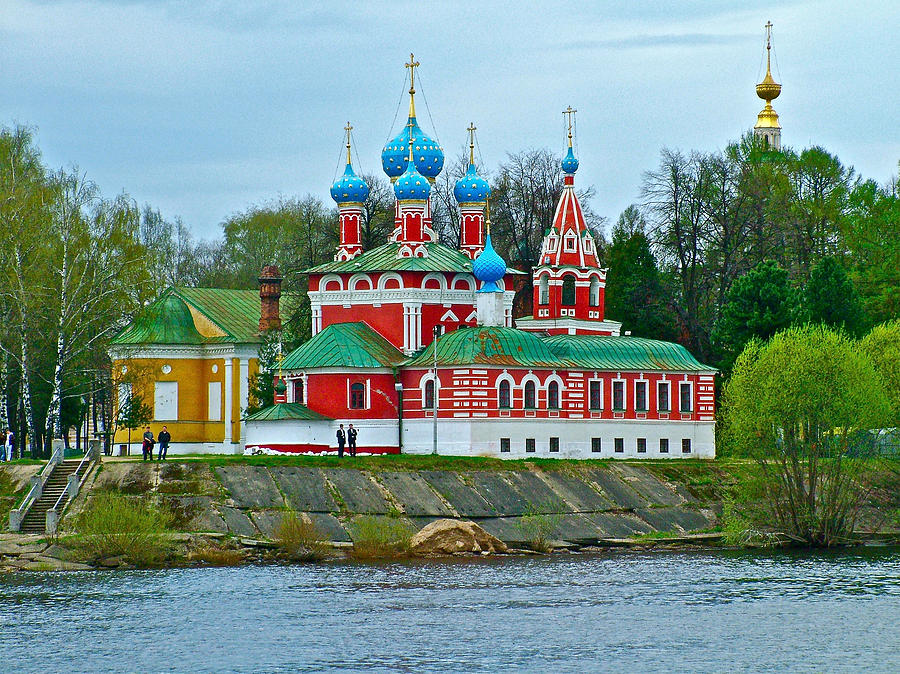 RUSIA UGLICH CRUCEROS FLUVIALES RIOS RUSIA RUSSIAN RIVER CRUISES UGLICH SAINT PETERSBURG RIVER CRUISES MOSCOW